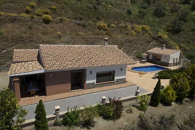 Luxuriöse Villa mit privatem Pool in...