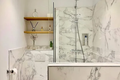 Home Chic Home Die Comedy-Suiten