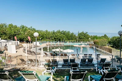 Casa nell'Ardèche con spaziosa terrazza per 8...