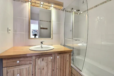 ANGENEHME 2-ZIMMER-SKI-IN/SKI-OUT-WOHNUNG, GR...