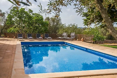 Finca in der mallorquinischen Landschaft