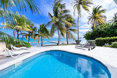 Villa in Saint François mit Lagune und Pool