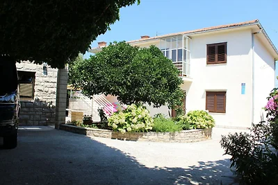 Apartment Antica - Three Bedroom Apartment wi...