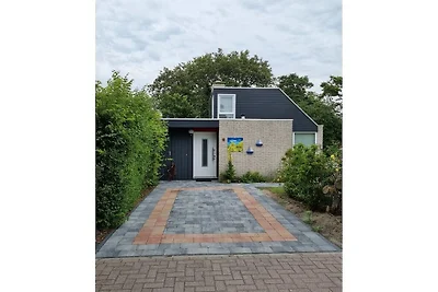 Holiday house in ouddorp with 2 bedrooms