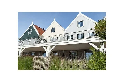 Ferienhaus in Uitdam mit Terrasse