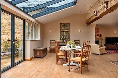 Elegantes Ferienhaus in Kingham, Keine...
