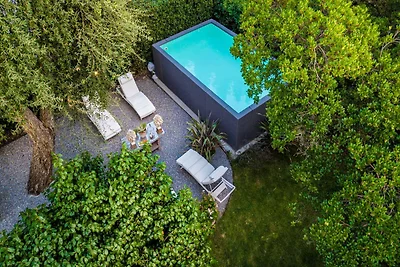 Villa in Montecarlo mit privatem Pool