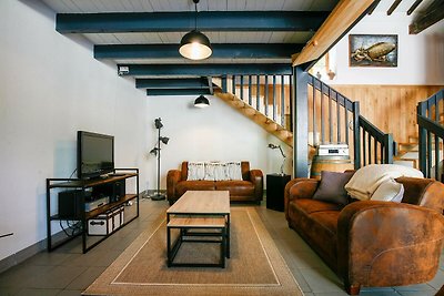 Pleasant holiday home in Aubeterre-sur-Dronne...