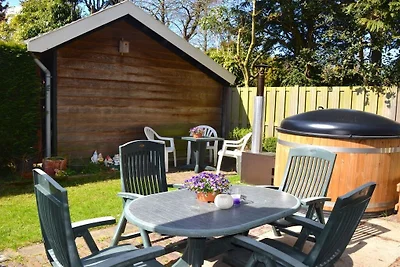 Ferienhaus in Schoorl mit Schwimmbecken