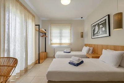6-Schlafzimmer-Villa in Kyrianna