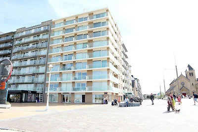Wohnung in Nieuwpoort mit Garten