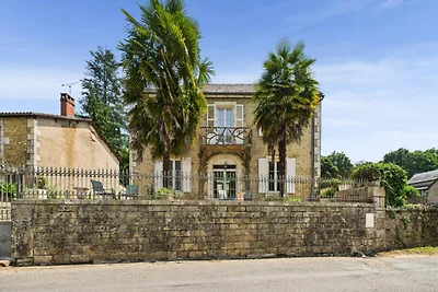 Appartement in Montignac aan de rivier Vézère
