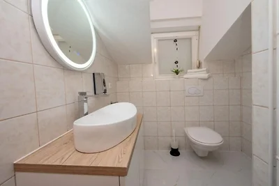 Villa Tomi -  Studio With Sea View (2)