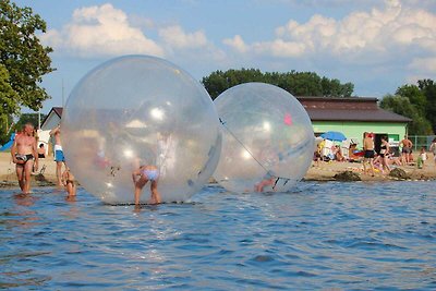 Ferienhaus mit Whirlpool-Sauna und Swimmingpo...