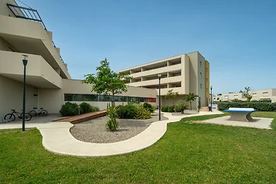 Appartement aan zee met zwembad