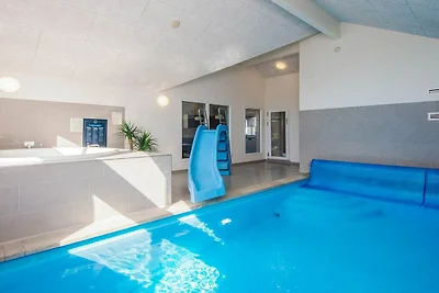 Luxurioses Pool-Retreat in Blavand -- By Trau...