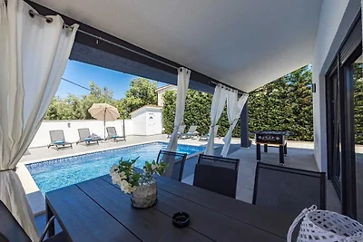 Villa Bavaria mit Pool, Whirlpool,...