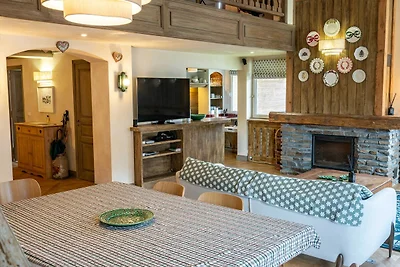 Elegante 9-Zimmer-Wohnung mit Balkon – Megève...