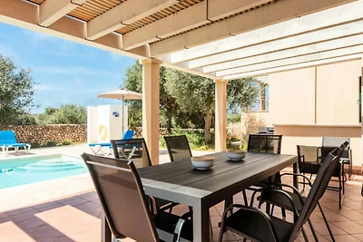 Villa in Ciutadella mit privatem Garten