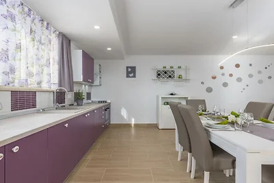 Holiday apartment with 2 bedrooms
