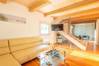 Family-Friendly Serene Retreat Holiday Home -...