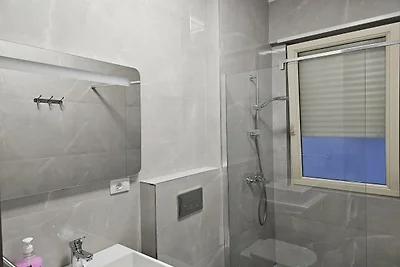 Gem�tliche und verbundene Wohnung in Saranda