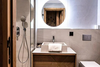 Apartment in Les Arcs mit Spa und Blick auf d...