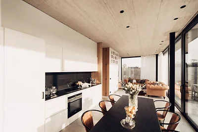 Moderne Dalhem-Villa mit Aussicht