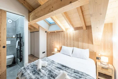 Nuovo appartamento con accesso diretto alle p...