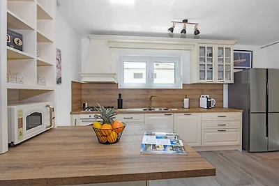 4 Schlafzimmer Villa in Krnica