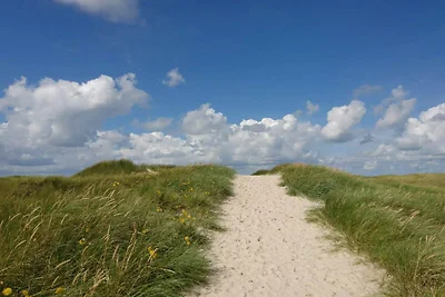 Retraite isolée avec vue -- By Traum...