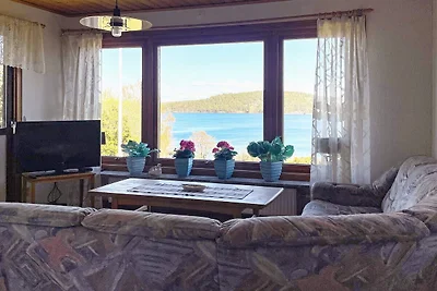 5 person holiday home in STILLINGSÖN-By Traum