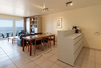 Wohnung mit Terrasse und Meerblick in...