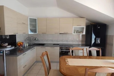 Deluxe One Bedroom Apartment C