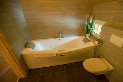 Casetta ad Annaberg con piscina