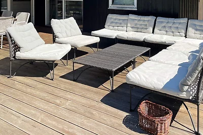 12 Personen Ferienhaus in Hals-By Traum