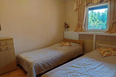 Połowa domu wakacyjnego, ogromny ogród, staw