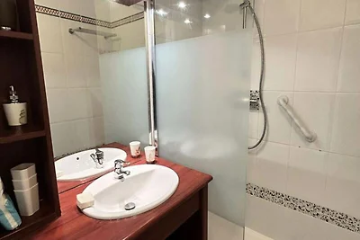 Wohnung nahe Bonne Source Strand