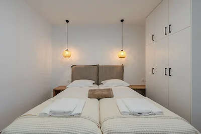 Villa in Damnoni nahe Sandstrand & Pool