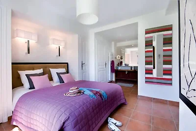 Geräumige Villa in Cavalaire-sur-Mer für 8...