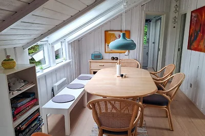 8 Personen Ferienhaus in Bogø By