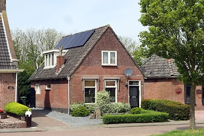 Ferienhaus in wierum mit Schwimmbecken