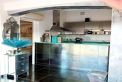 Dorfhaus in Frankreich mit Privatpool