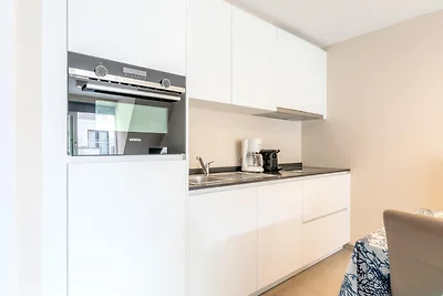 2-Zimmer-Wohnung mit seitlichem Meerblick