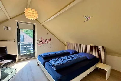 Waldrefugium mit Solarladegerät