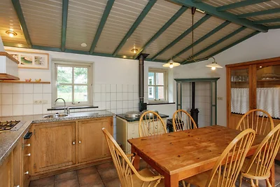 Gemütliches Gruppenhaus in Reusel in...