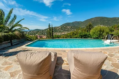 Schöne Villa in Cavalaire sur Mer mit...