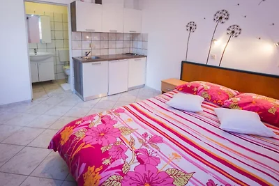 Mediterraneo Goga Apartments - Studio Apartme...