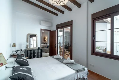 Haus in Nerja mit Pool und Meerblick