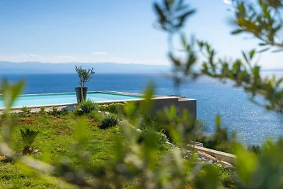 Villa in Lovran mit Schwimmbecken